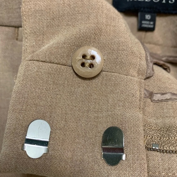 Talbots curvy fit khakis, size 10 - Picture 4 of 6